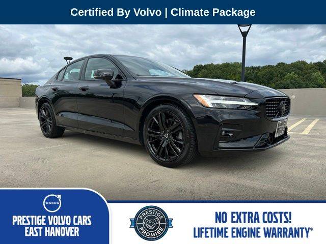 2023 Volvo S60 Ultimate Black Edition FWD photo