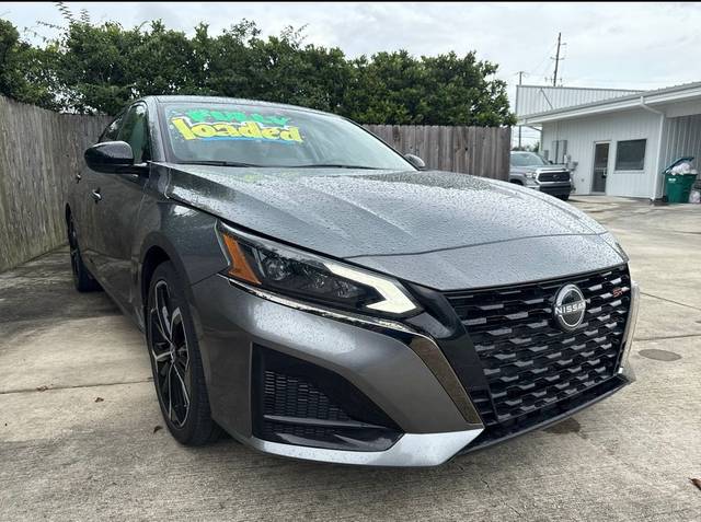 2023 Nissan Altima 2.5 SR FWD photo