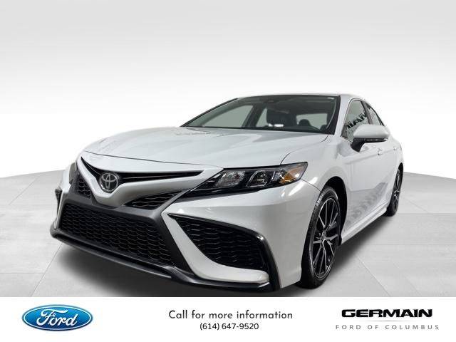 2023 Toyota Camry SE FWD photo