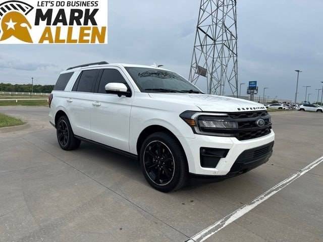 2023 Ford Expedition Limited 4WD photo