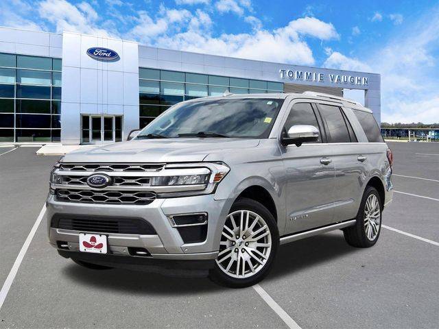 2023 Ford Expedition Platinum 4WD photo