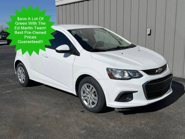 2017 Chevrolet Sonic LT FWD photo
