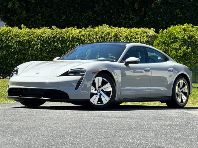2023 Porsche Taycan RWD photo