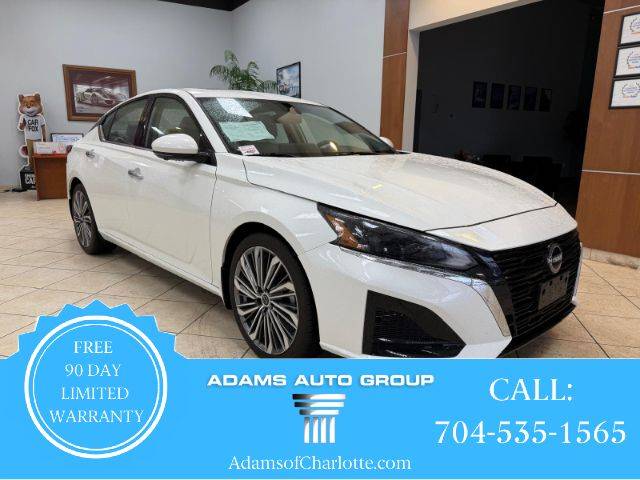 2023 Nissan Altima 2.5 SL FWD photo