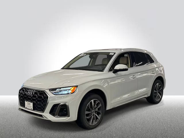2023 Audi Q5 S line Premium Plus AWD photo
