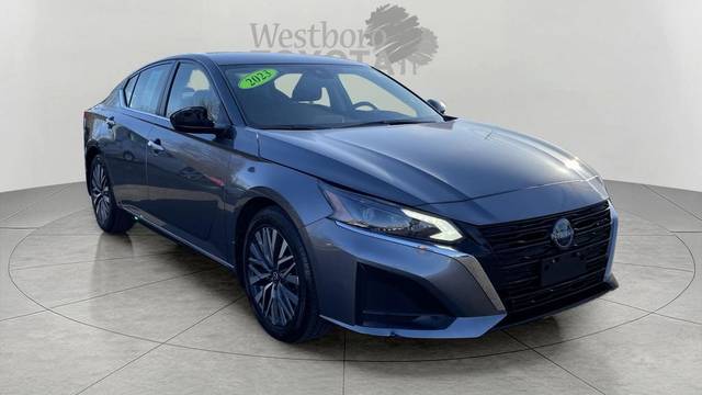 2023 Nissan Altima 2.5 SV FWD photo