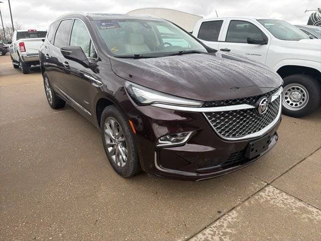 2023 Buick Enclave Avenir AWD photo