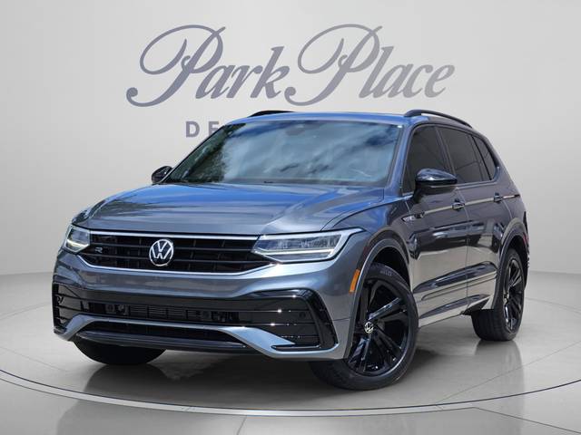 2023 Volkswagen Tiguan SE R-Line Black FWD photo