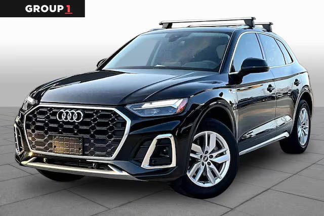 2023 Audi Q5 S line Premium AWD photo