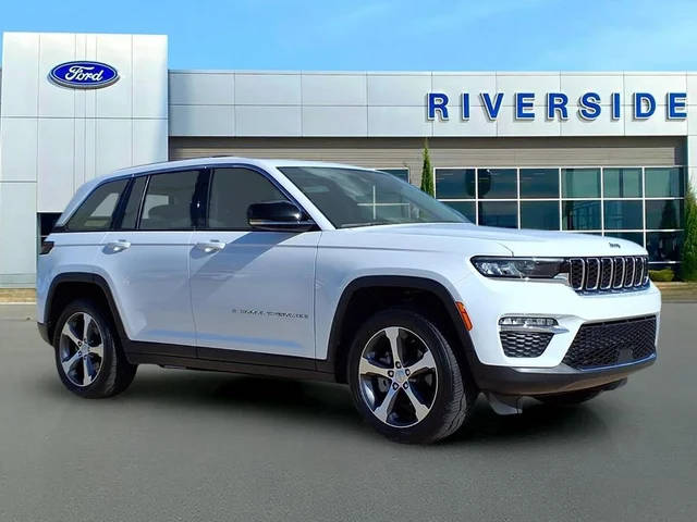 2023 Jeep Grand Cherokee Limited 4WD photo