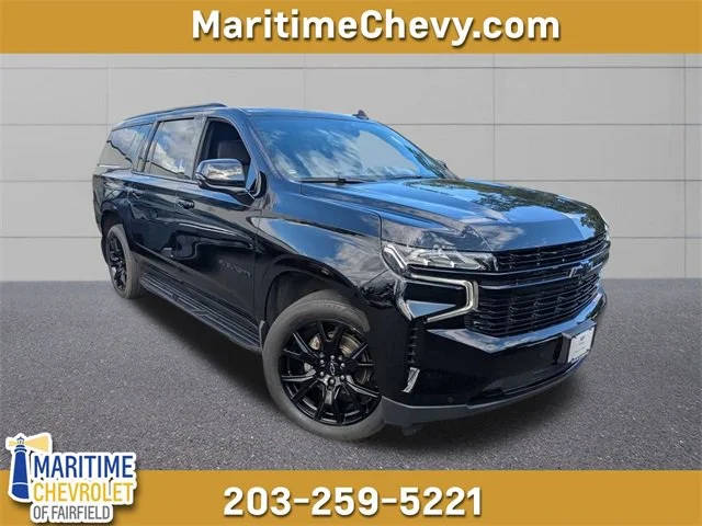 2023 Chevrolet Suburban RST 4WD photo