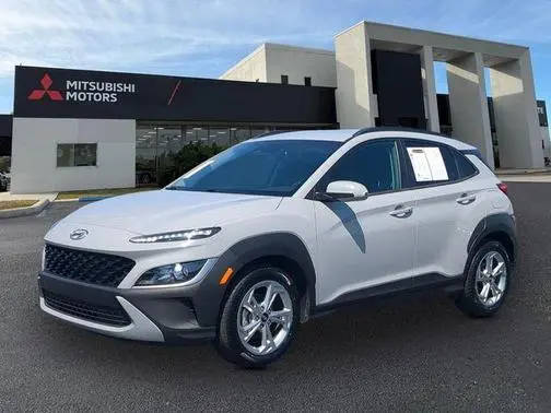 2023 Hyundai Kona SEL FWD photo