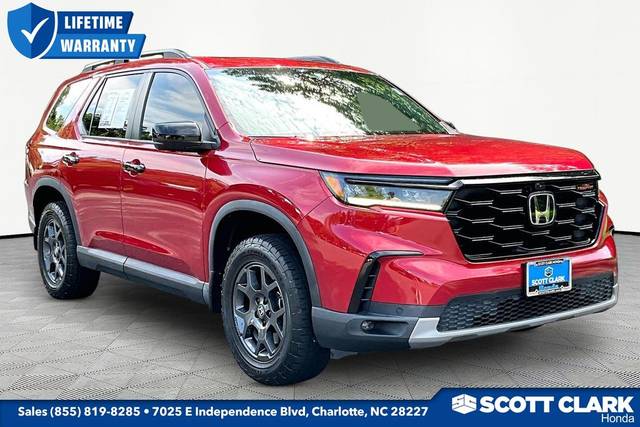 2023 Honda Pilot TrailSport AWD photo