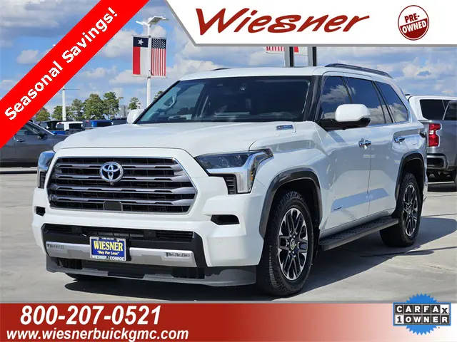 2023 Toyota Sequoia SR5 4WD photo