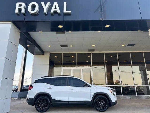 2023 GMC Terrain SLE FWD photo