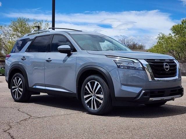 2023 Nissan Pathfinder Platinum 4WD photo