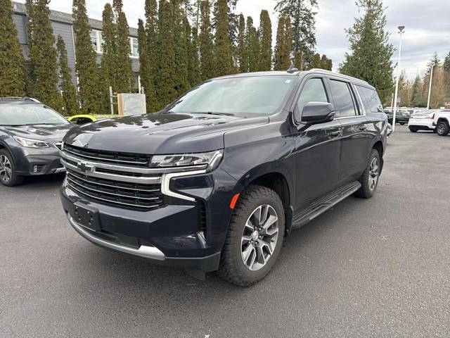 2023 Chevrolet Suburban LT 4WD photo