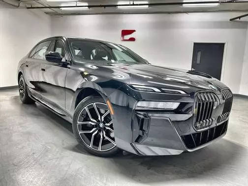 2023 BMW 7 Series 740i RWD photo