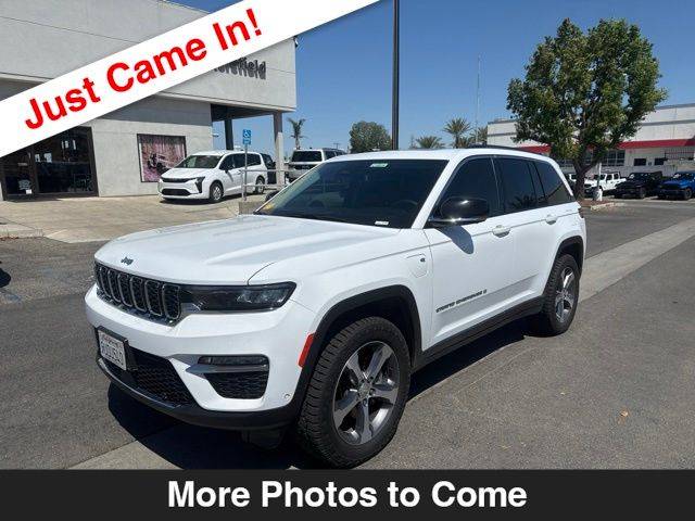 2023 Jeep Grand Cherokee 4WD photo