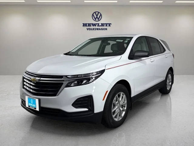 2023 Chevrolet Equinox LS FWD photo