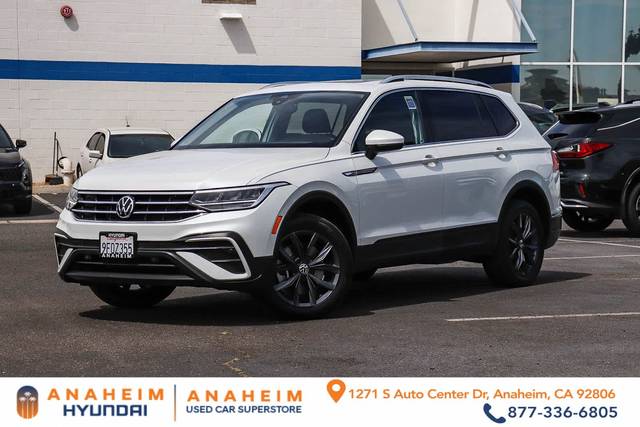 2023 Volkswagen Tiguan SE FWD photo