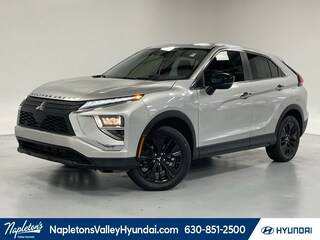 2022 Mitsubishi Eclipse Cross LE 4WD photo