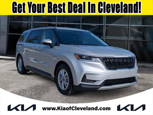 2023 Kia Carnival LX FWD photo