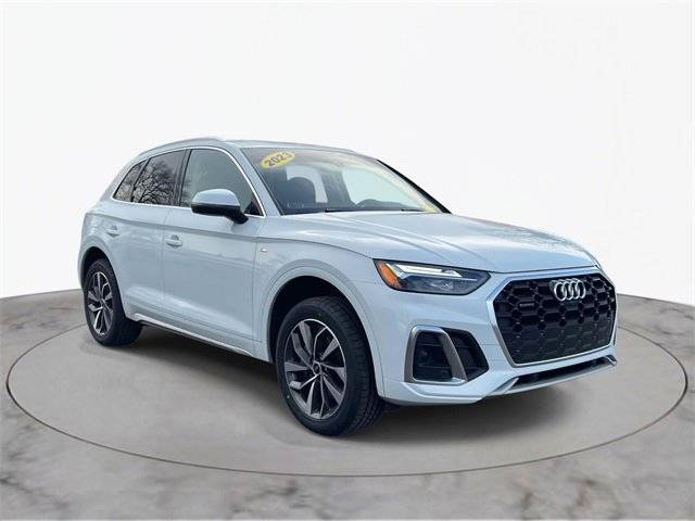 2023 Audi Q5 S line Premium Plus AWD photo