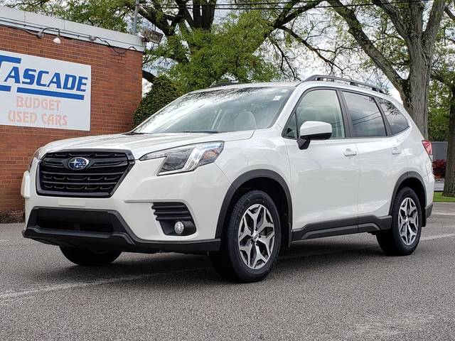 2023 Subaru Forester Premium AWD photo