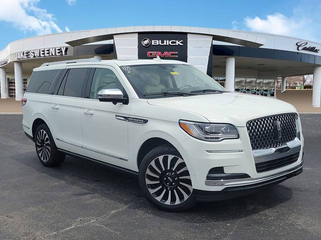 2023 Lincoln Navigator L Black Label 4WD photo