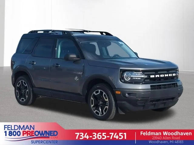 2023 Ford Bronco Sport Outer Banks 4WD photo