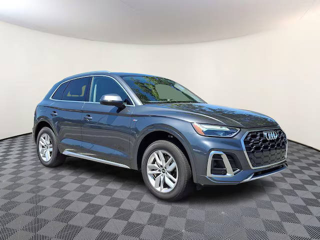 2023 Audi Q5 S line Premium AWD photo