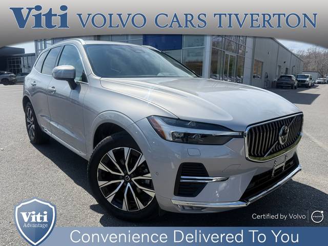 2023 Volvo XC60 Plus Bright Theme AWD photo
