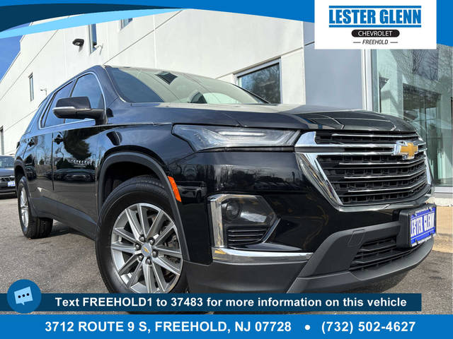 2023 Chevrolet Traverse LT Leather AWD photo