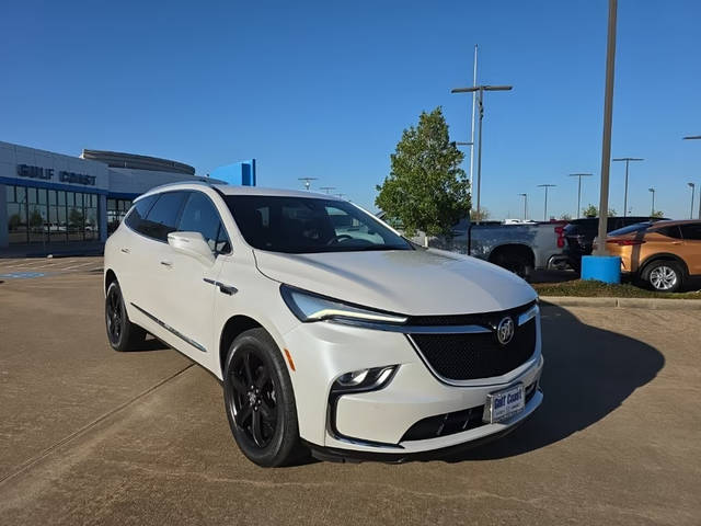 2023 Buick Enclave Essence FWD photo