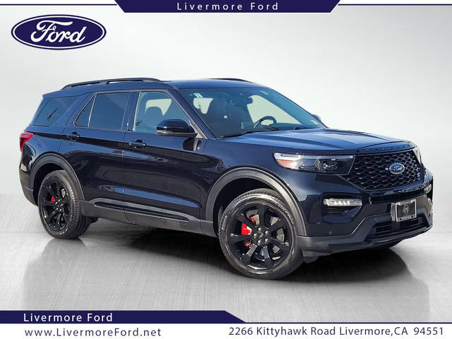 2023 Ford Explorer ST 4WD photo