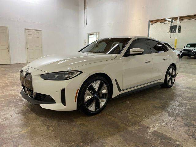 2023 BMW i4 eDrive35 RWD photo