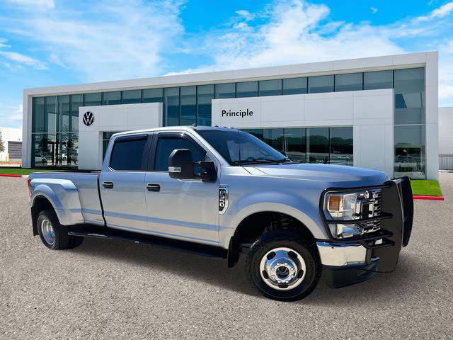 2022 Ford F-350 Super Duty XL 4WD photo