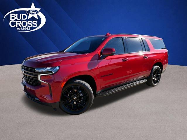 2023 Chevrolet Suburban RST 4WD photo