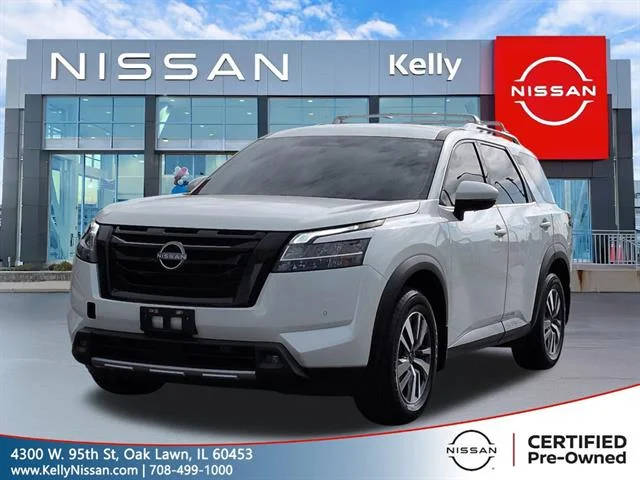 2023 Nissan Pathfinder SL 4WD photo
