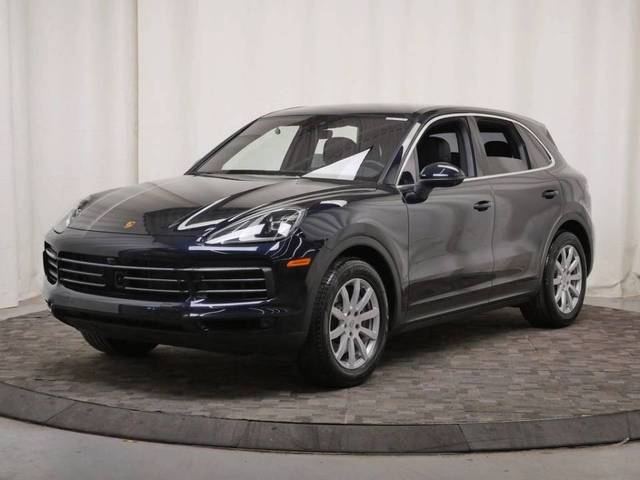 2023 Porsche Cayenne  AWD photo