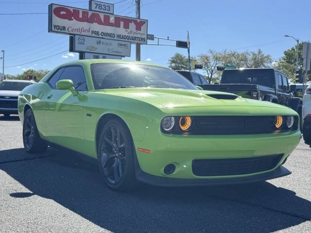 2023 Dodge Challenger R/T RWD photo