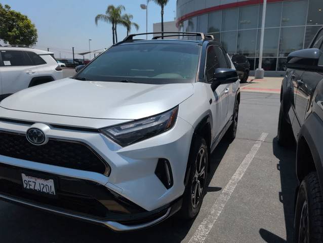 2023 Toyota RAV4 Prime XSE AWD photo