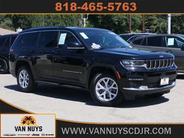 2023 Jeep Grand Cherokee L Limited RWD photo