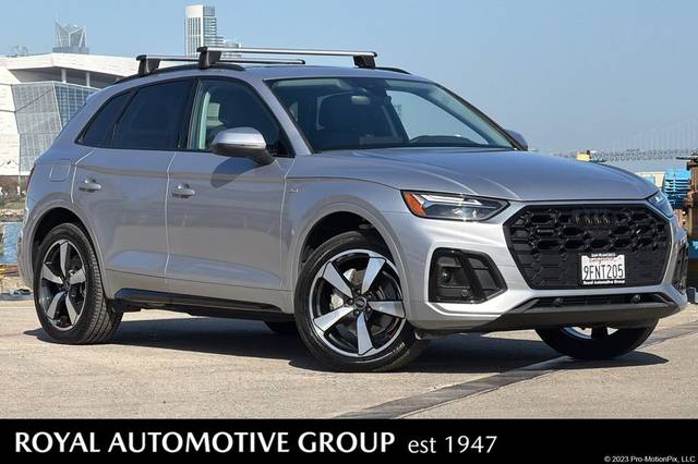 2023 Audi Q5 S line Premium Plus AWD photo