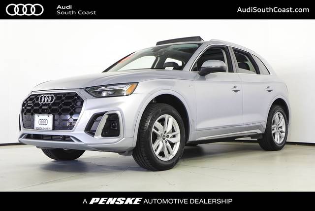 2023 Audi Q5 S line Premium AWD photo