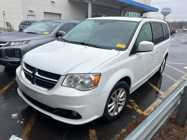 2018 Dodge Grand Caravan SXT FWD photo