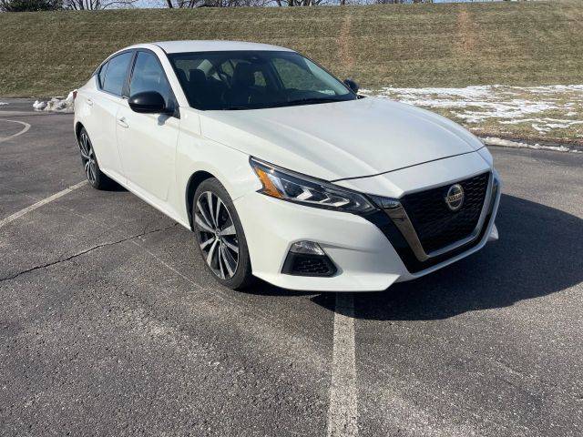 2021 Nissan Altima 2.5 SR FWD photo