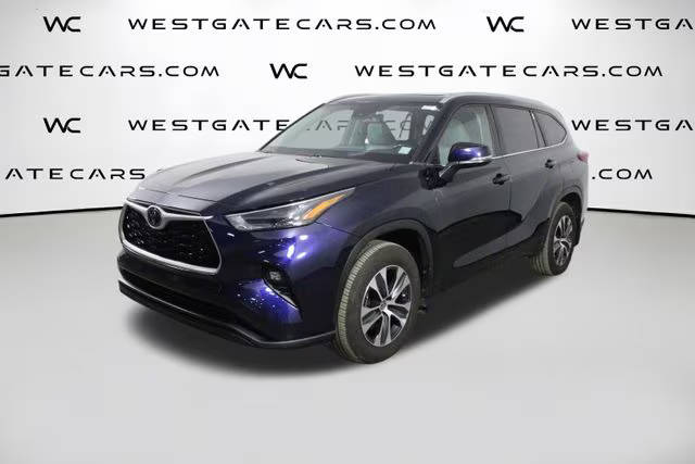 2023 Toyota Highlander XLE AWD photo