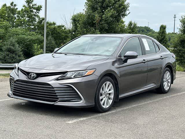 2023 Toyota Camry LE FWD photo